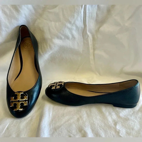 Tory Burch women's black flats/shoes size‎ 6 - Picture 1 of 3